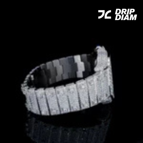 Frozen Elegance - Fully Iced-Out Diamond Timepiece with Arabic Dial By CrownIce