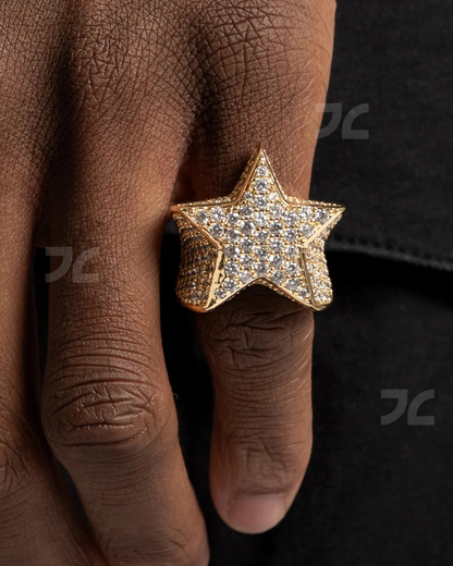 Iced Star Ring Gold