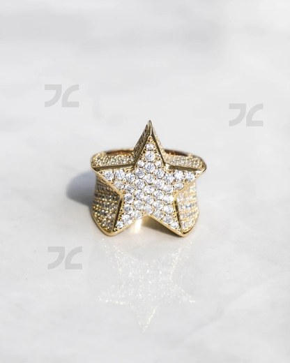 Iced Star Ring Gold