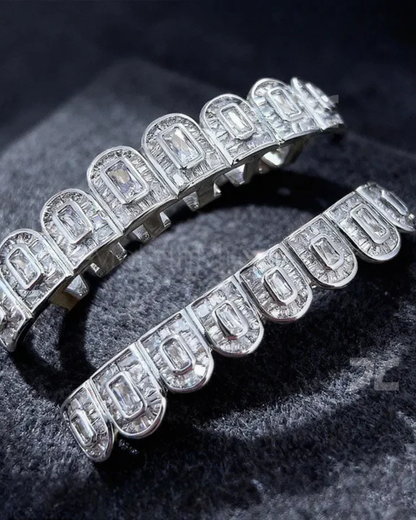 Iced Out 925 Silver Grillz Luxury Hip Hop VVS Moissanite Diamond Hip Hop Dental Grillz Set